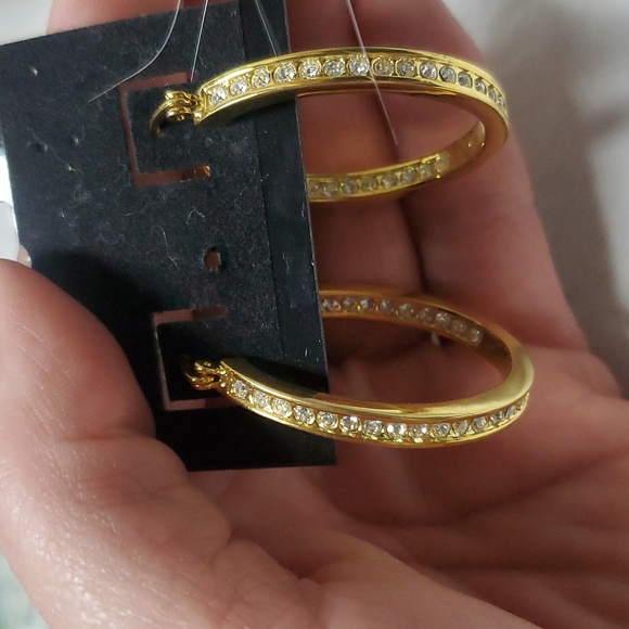 Jewelry - 14KGP inside out hoop‎ earrings